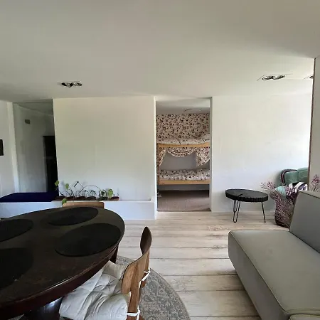 Mieszkanko 아파트 *